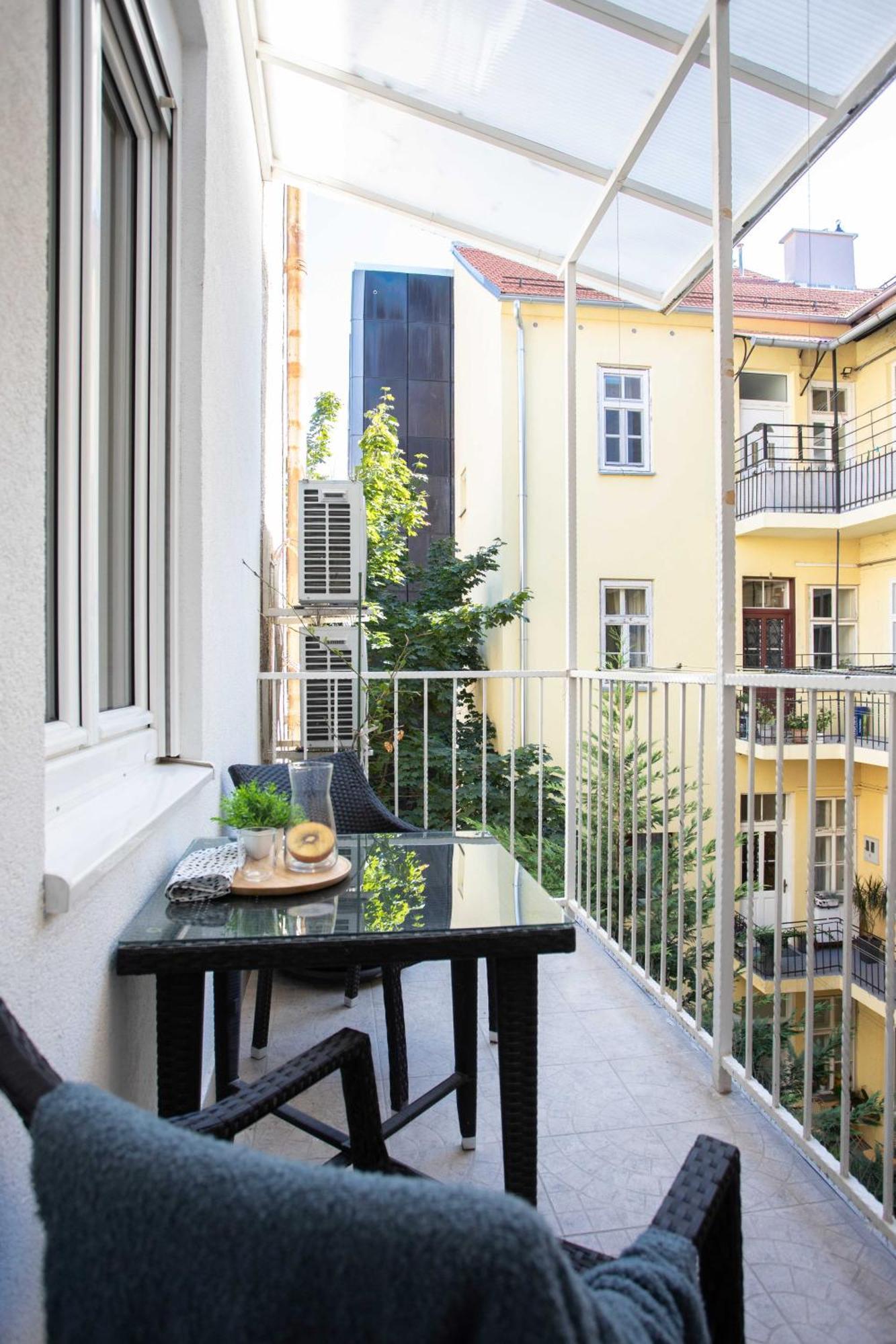 Design And Modern Apartments In Heart Of Zagreb Exterior foto