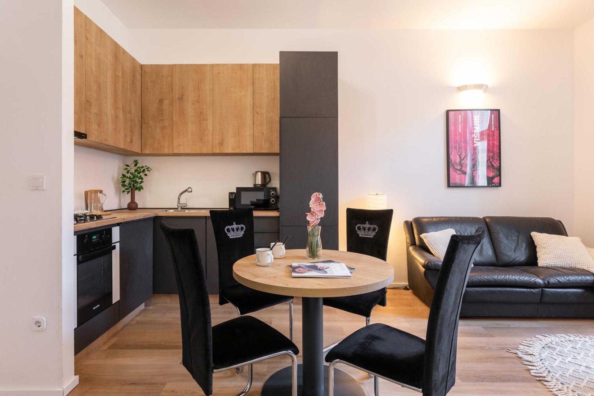 Design And Modern Apartments In Heart Of Zagreb Exterior foto