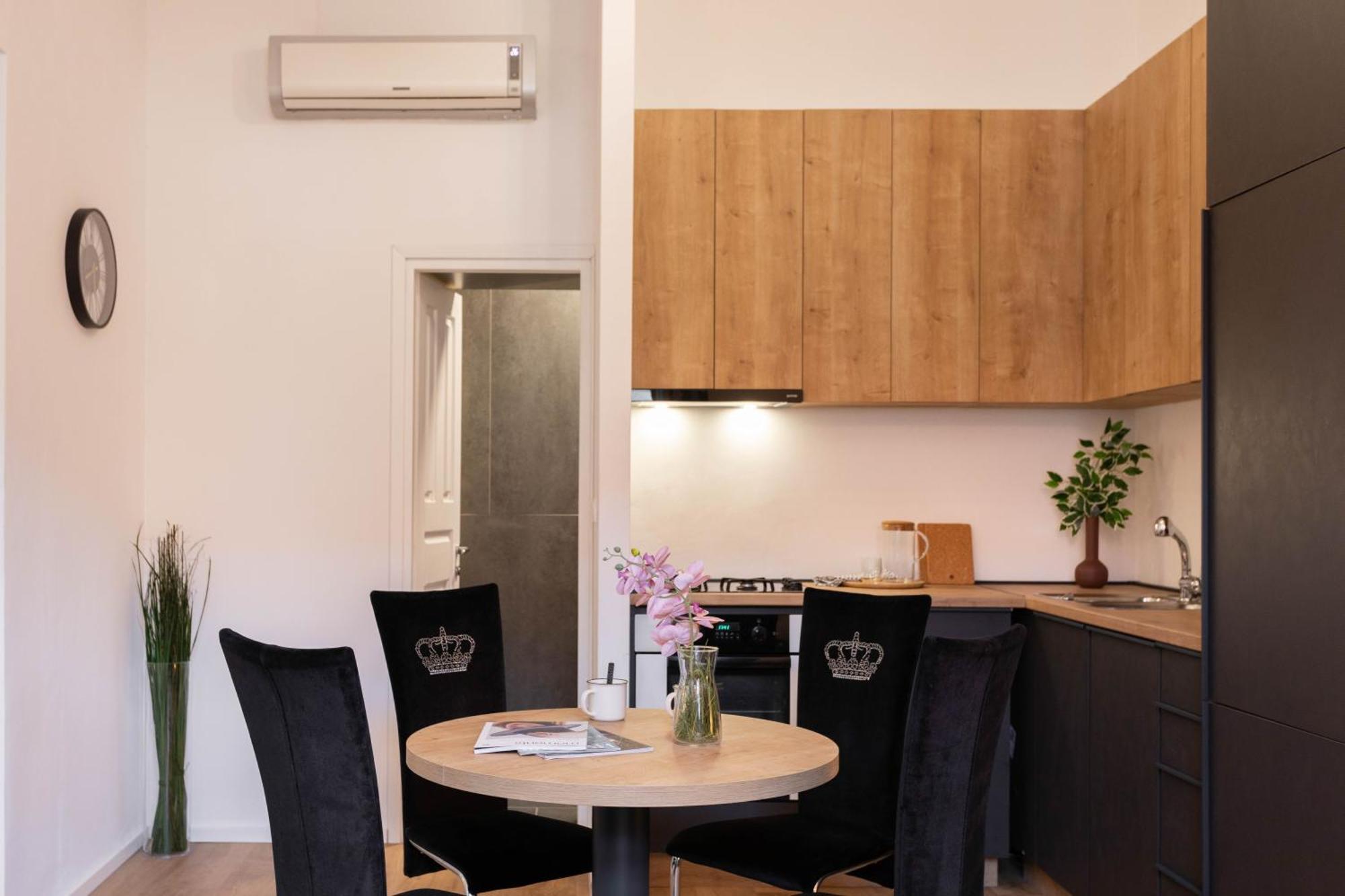 Design And Modern Apartments In Heart Of Zagreb Exterior foto